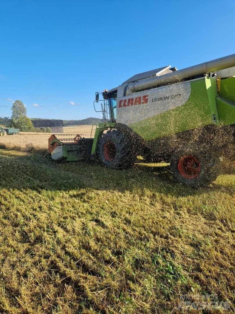 CLAAS LEXION 510 Kombajni