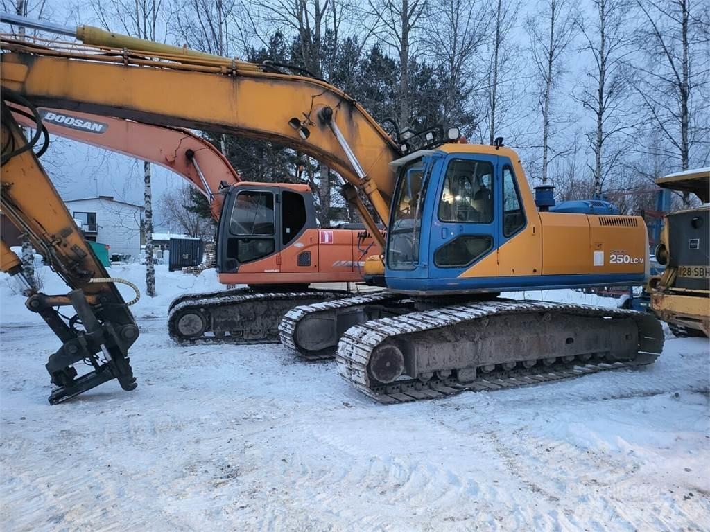 Daewoo S250lc-v Bageri guseničari