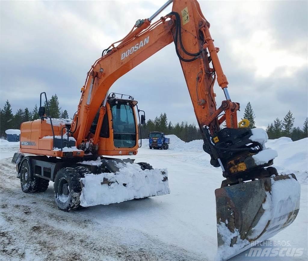 Doosan DX160W Bageri guseničari