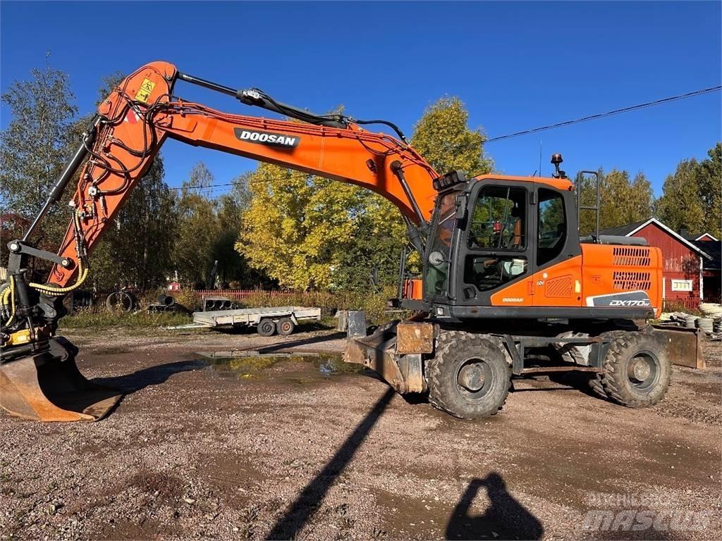 Doosan DX170W-5 Bageri točkaši