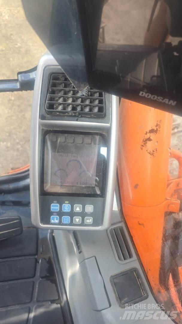 Doosan Dx180 Bageri guseničari