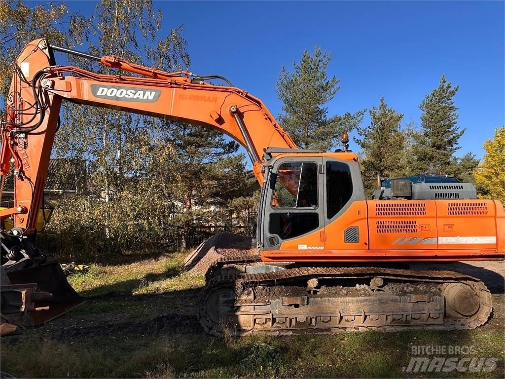 Doosan DX300 LC-3 Bageri guseničari