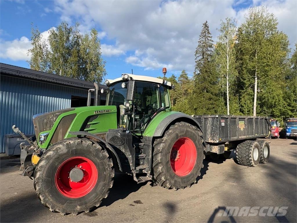 Fendt 828 Vario Traktori