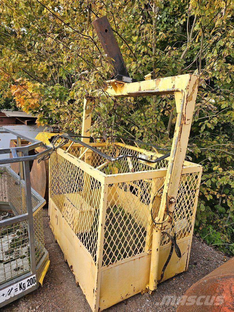  Henkilökori Ostali kranovi