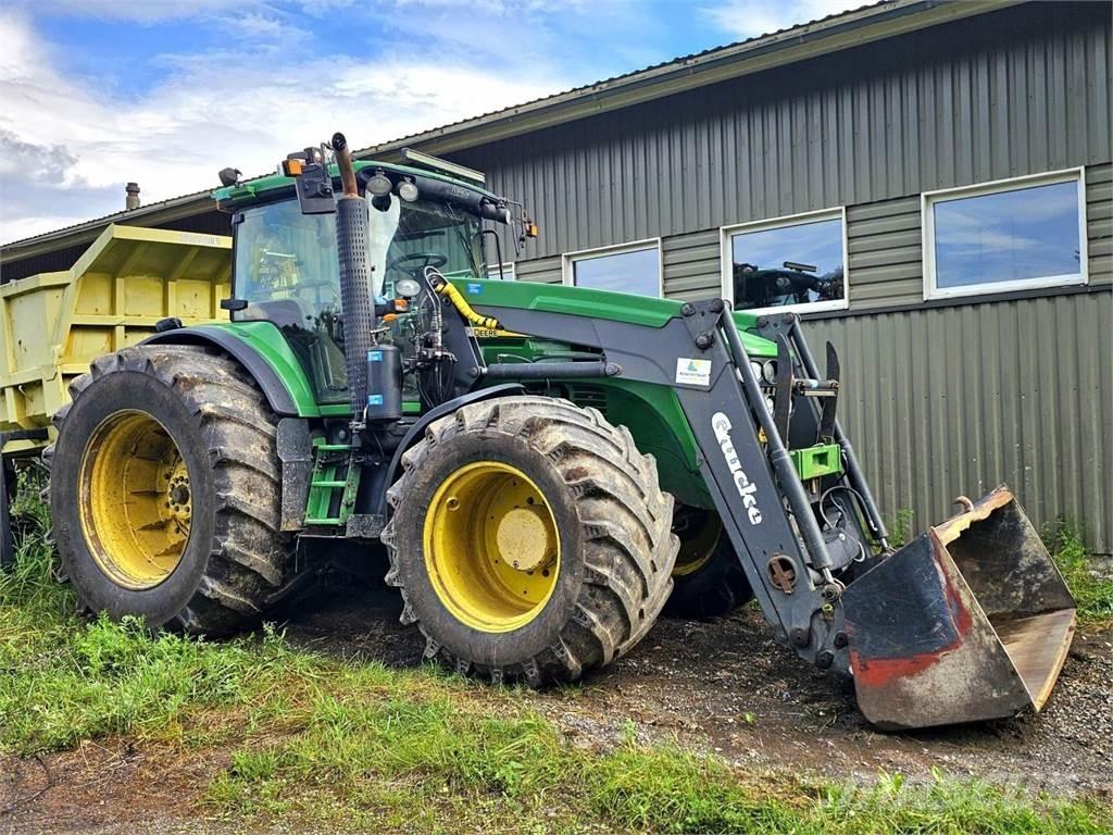 John Deere 7930 Traktori