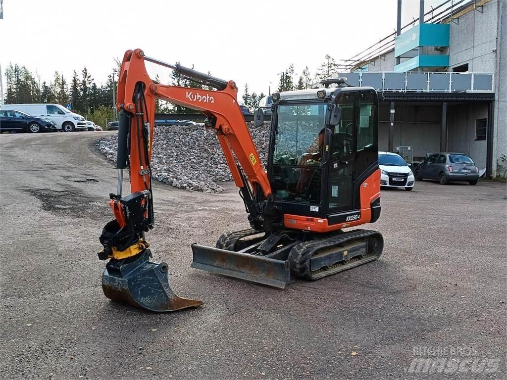 Kubota KX 030-4 Mini bageri < 7t