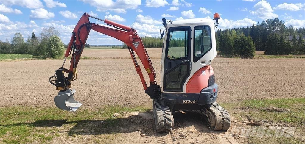 Kubota U25-3 Mini bageri < 7t