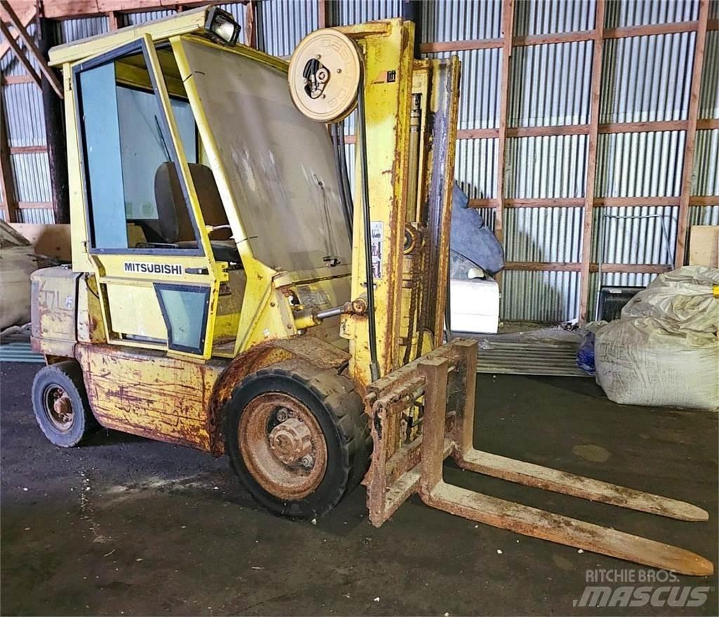 Mitsubishi FD25 Dizelski viljuškari