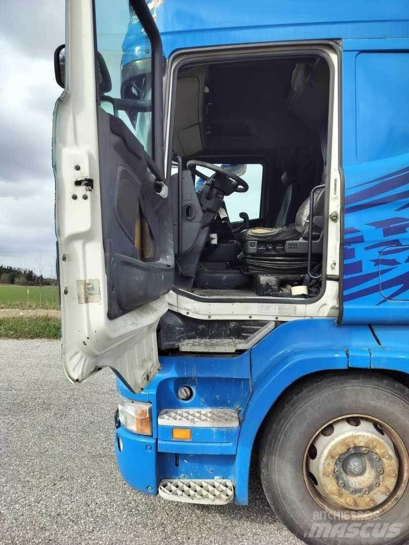 Scania R 560 6X2 Tegljači