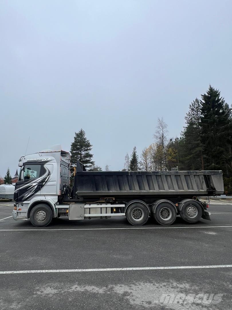 Scania R730 Rol kiper kamioni sa kukom za podizanje tereta