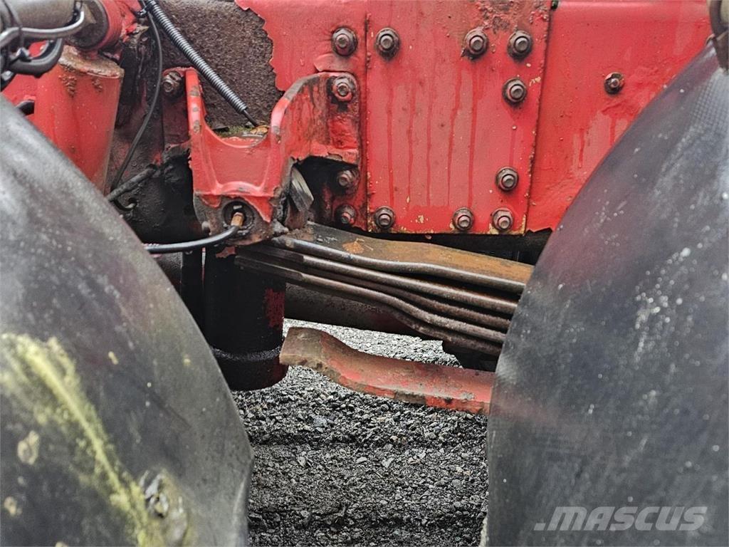 Sisu E12M 8X2 Rol kiper kamioni sa kukom za podizanje tereta