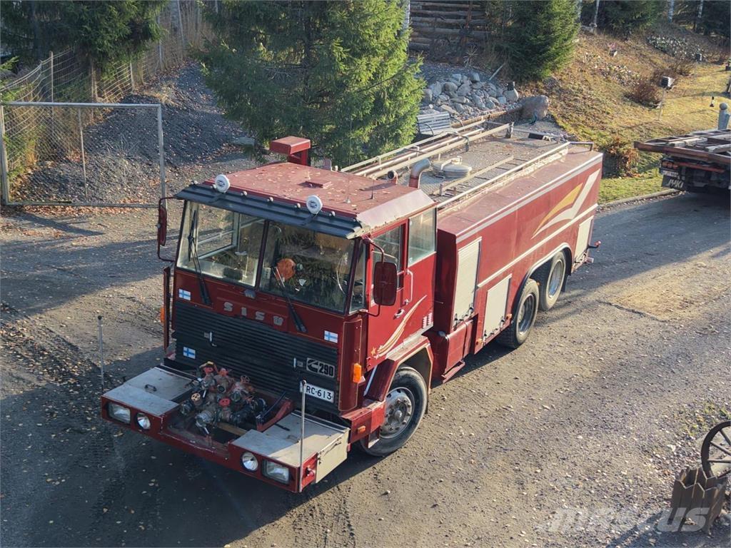 Sisu Paloauto 6X2 Ostali kamioni