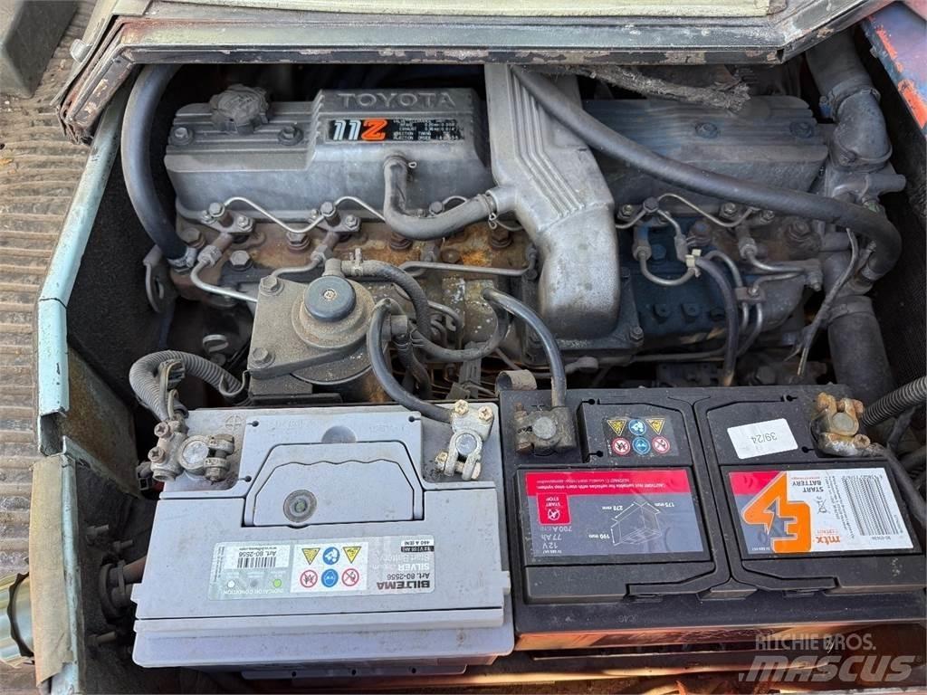 Toyota 02-5 FD35 Dizelski viljuškari