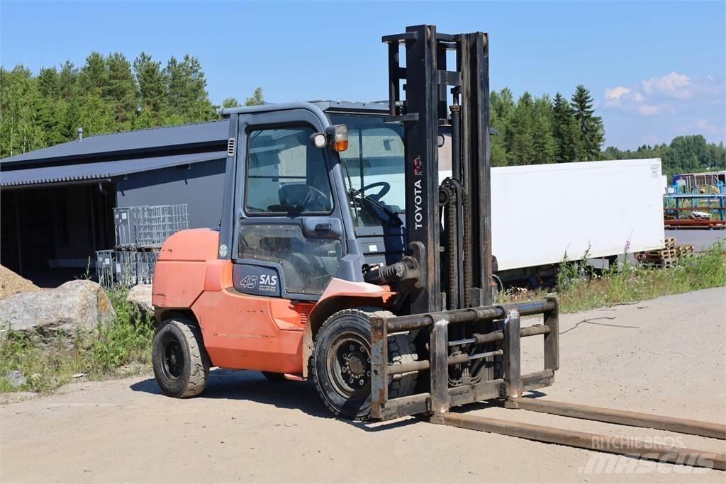 Toyota 7FD40 Dizelski viljuškari