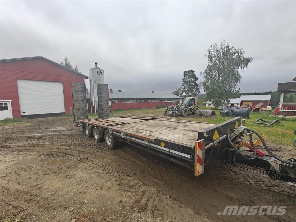 Tyrone 33 T Niski utovarivači