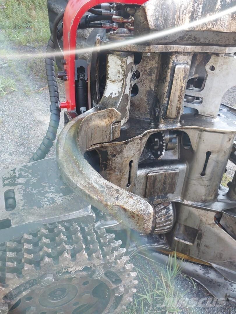 Valmet 901.4 Harversteri