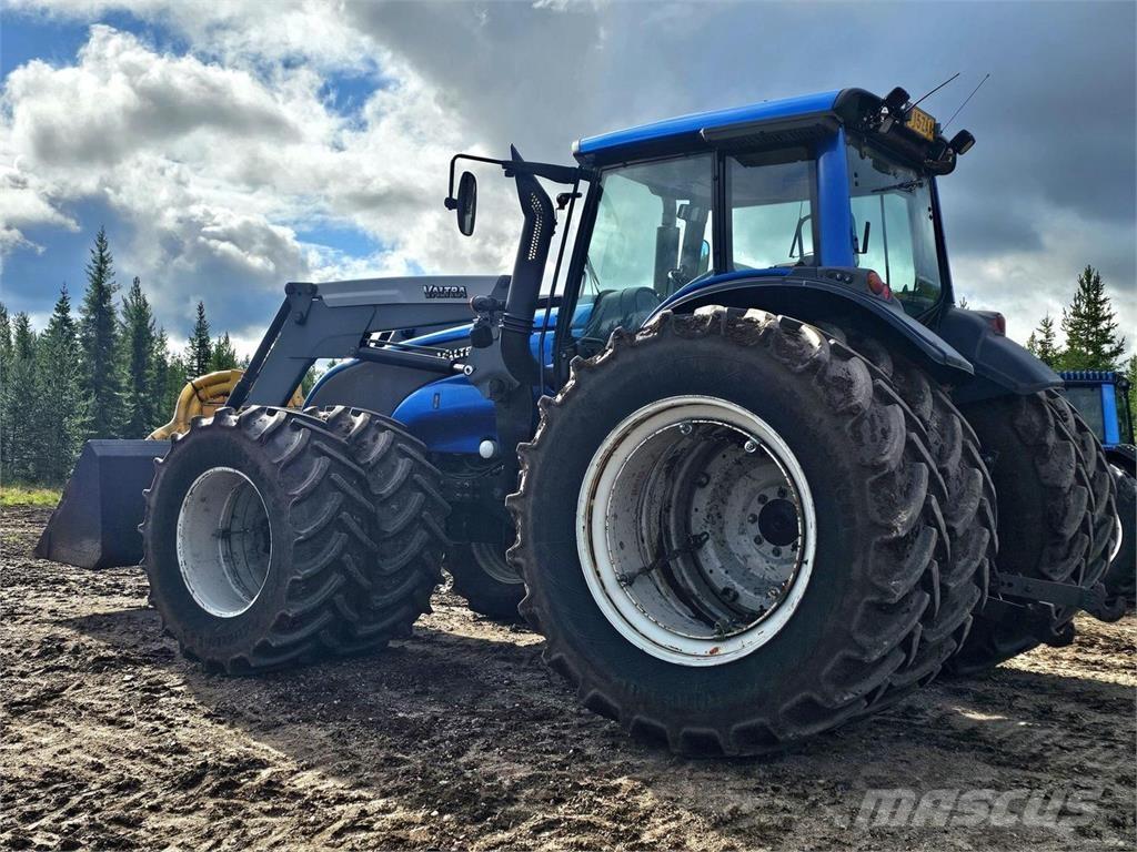Valtra T191 Traktori