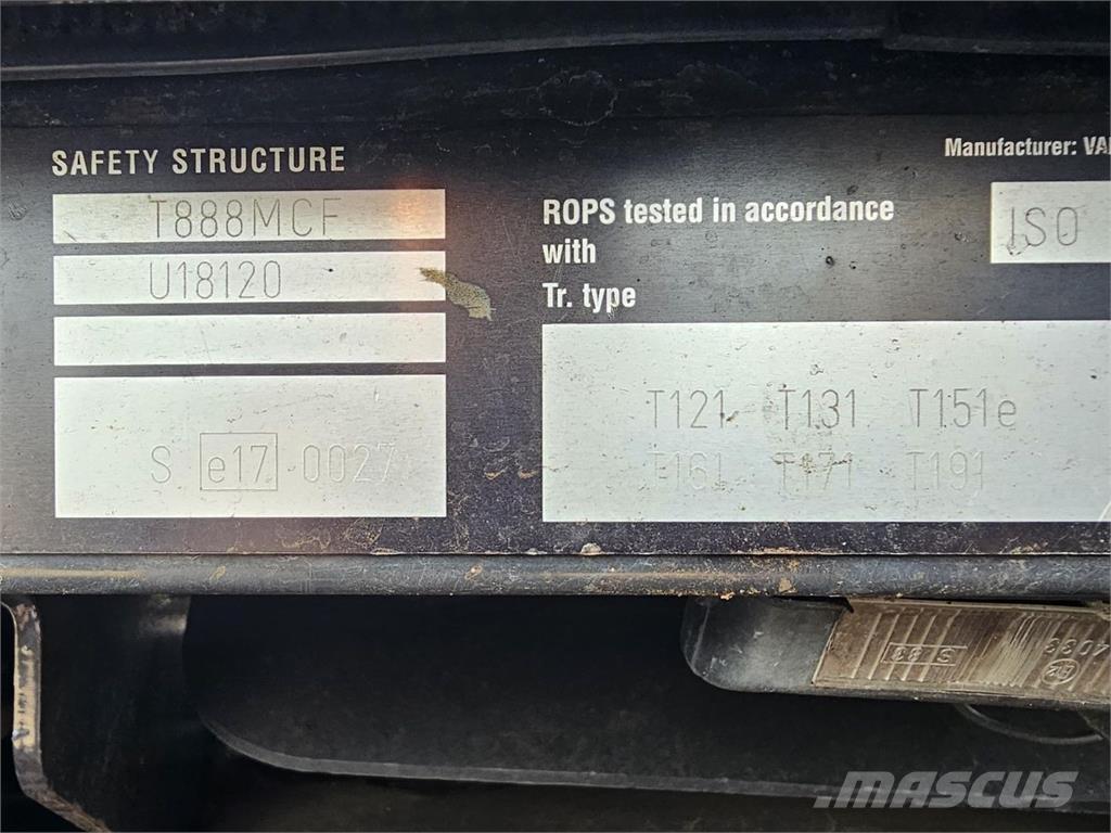Valtra T191 Traktori