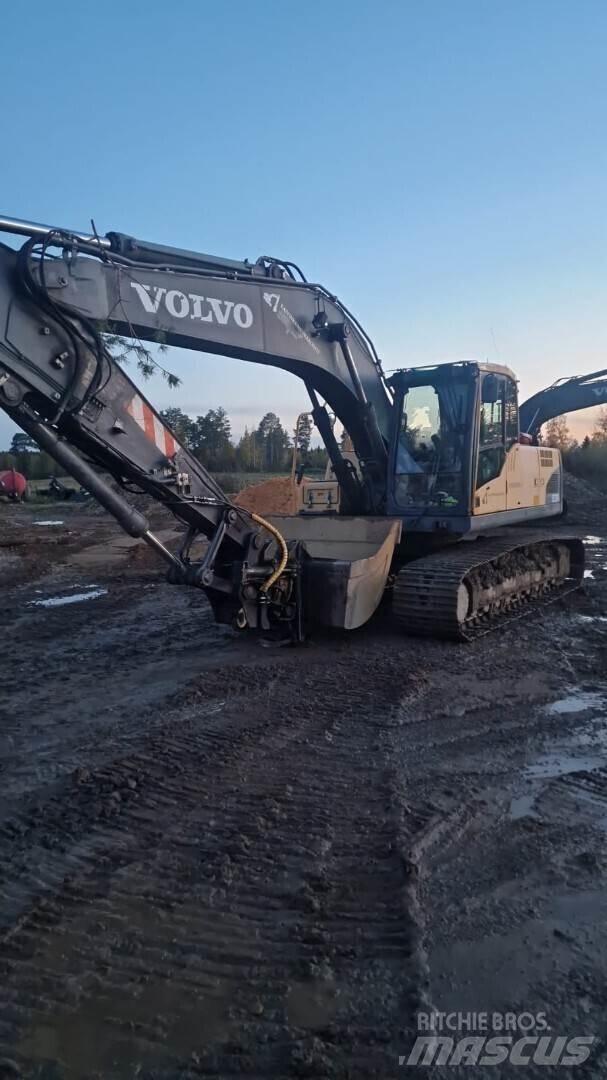 Volvo 210c Bageri guseničari