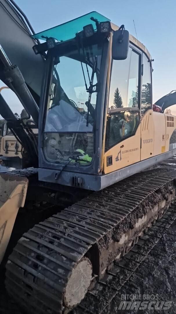 Volvo 210c Bageri guseničari