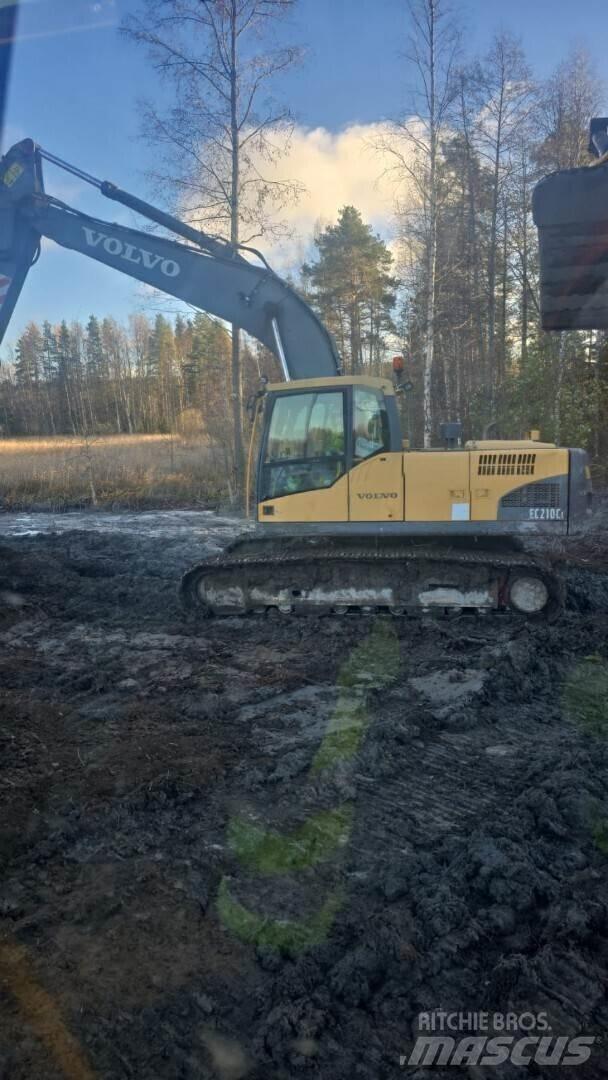 Volvo 210C Bageri guseničari