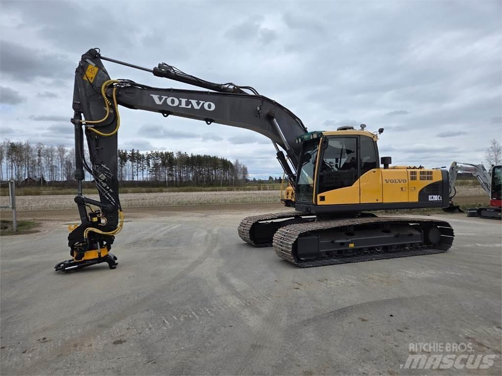 Volvo EC210CL Bageri guseničari