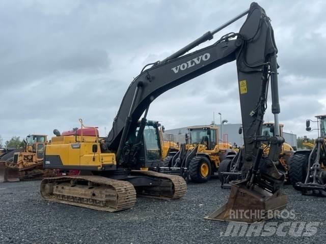 Volvo EC300DL Bageri guseničari