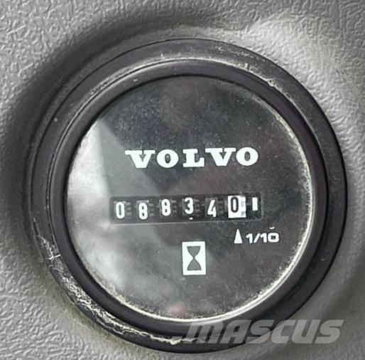 Volvo EC480DL Bageri guseničari