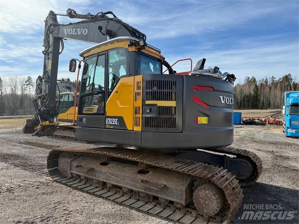 Volvo ECR235EL Bageri guseničari