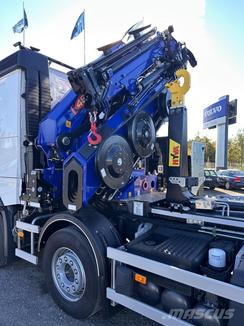 Volvo FH13 8x4 Kamioni sa kranom