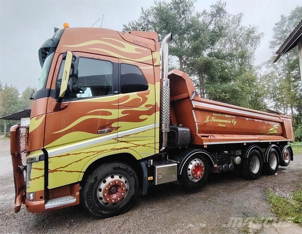 Volvo FH16 650 Kiperi kamioni