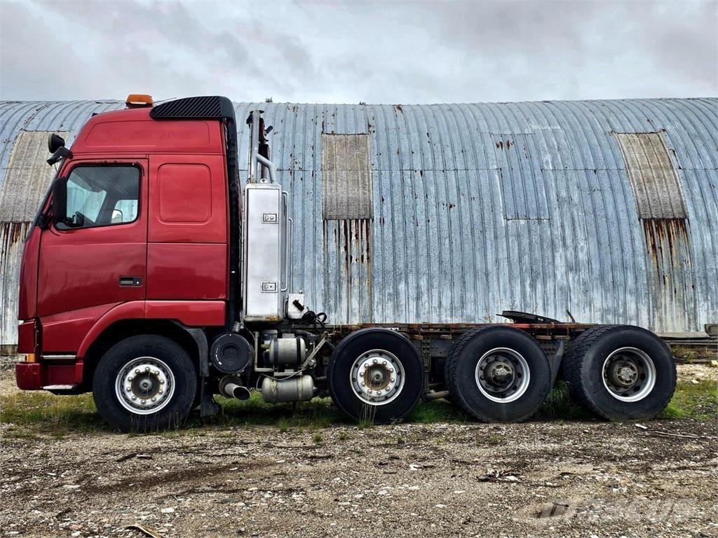 Volvo FH16 8x4 Tegljači