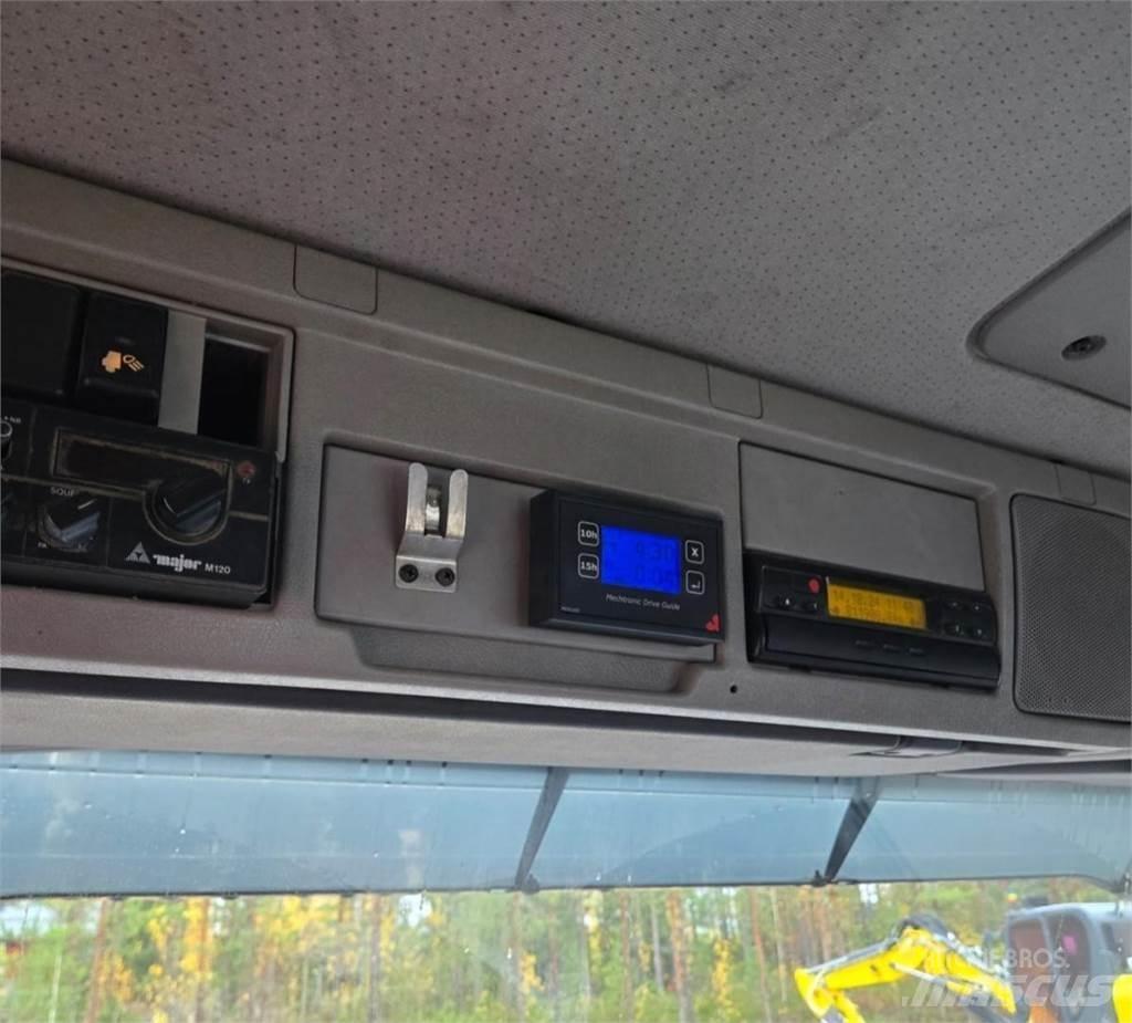 Volvo FM12 8X4 Rol kiper kamioni sa kukom za podizanje tereta