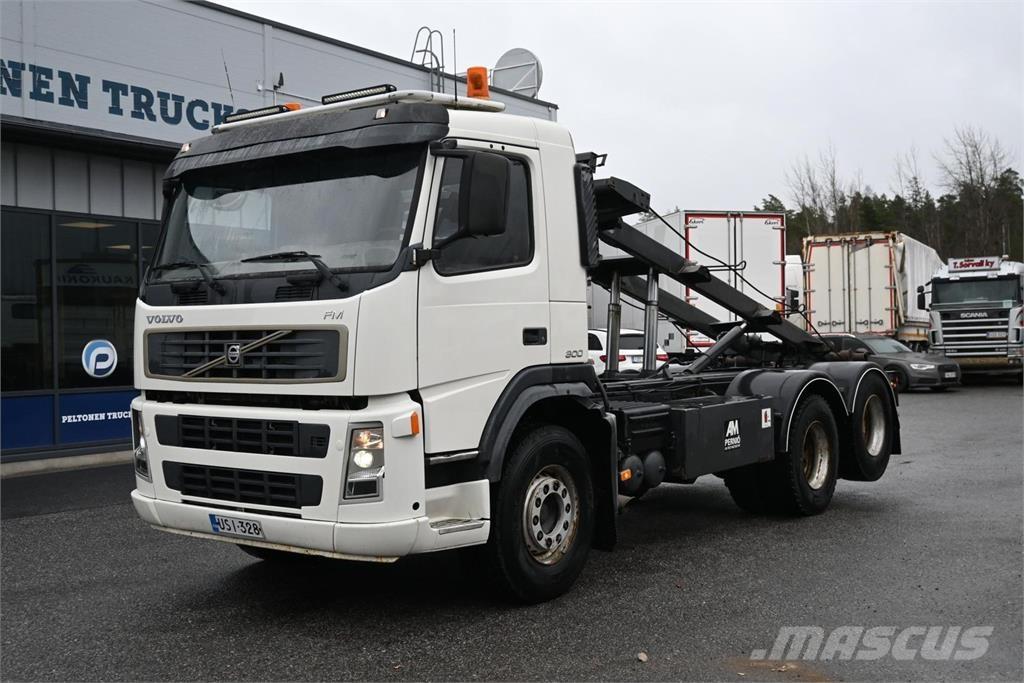 Volvo FM300 6x2 Rol kiper kamioni sa kukom za podizanje tereta