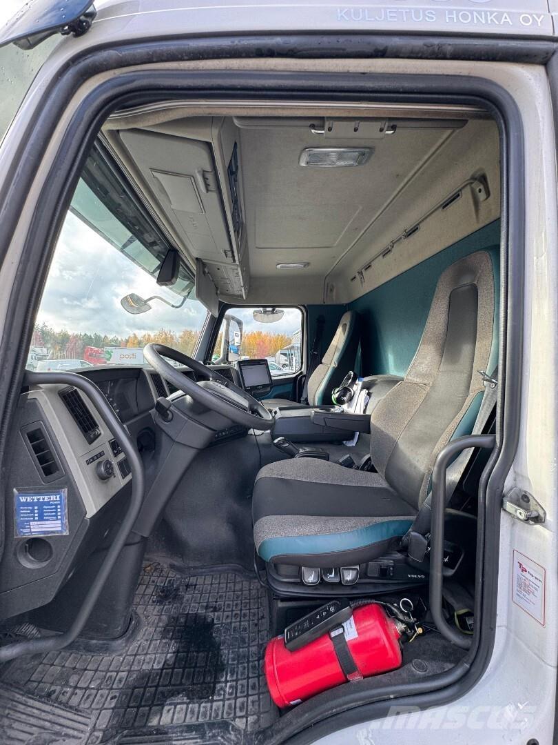 Volvo FM330 6x2 Kamioni hladnjače