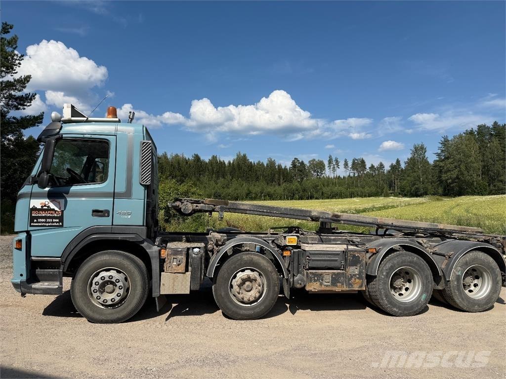 Volvo FM480 8x4 Rol kiper kamioni sa kukom za podizanje tereta