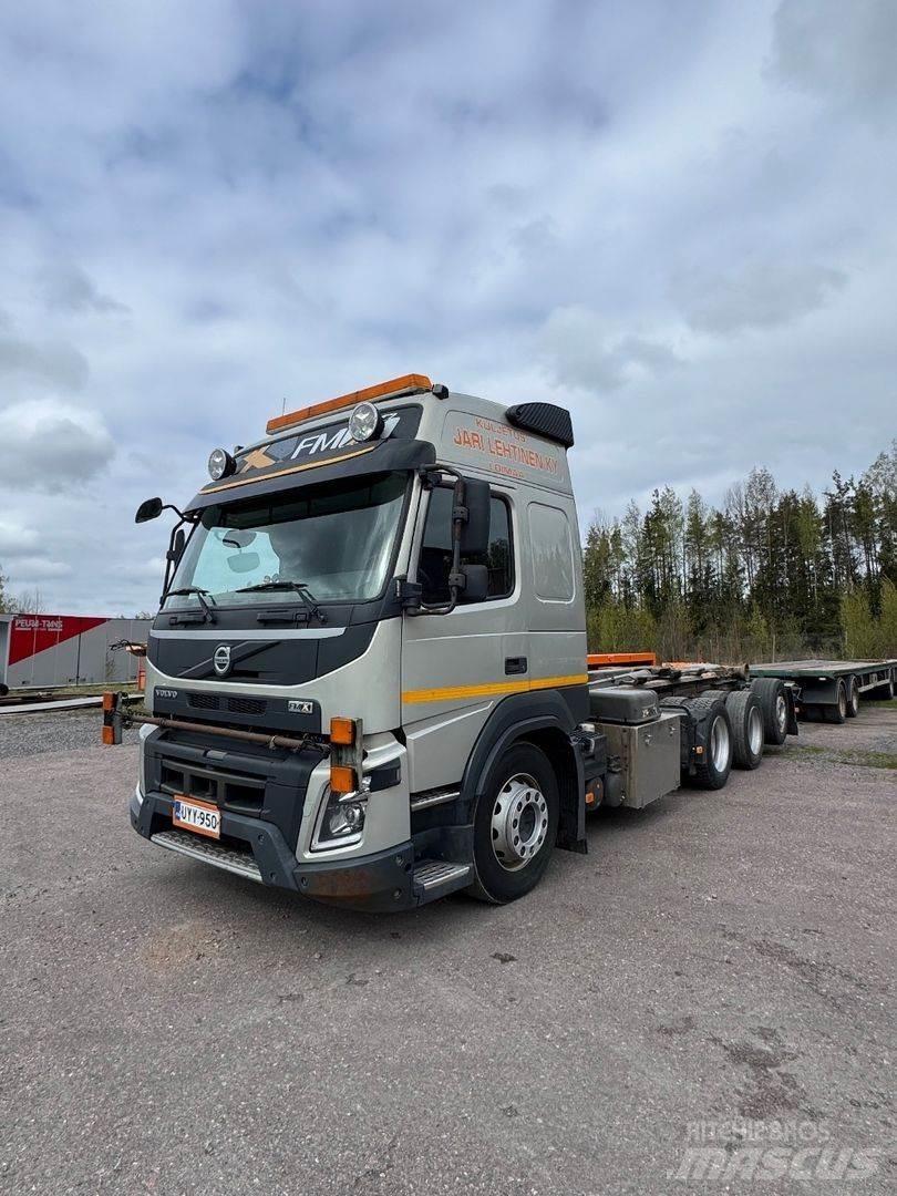 Volvo FMX 540 Rol kiper kamioni sa kukom za podizanje tereta