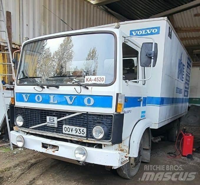 Volvo huoltoauto Sanduk kamioni