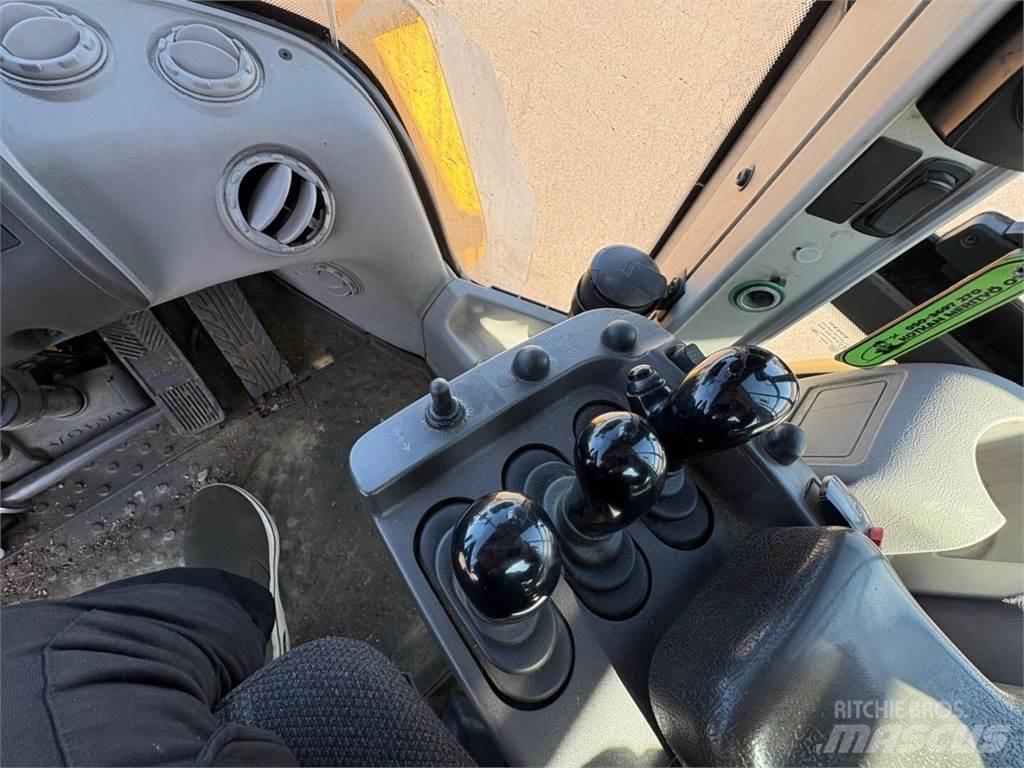 Volvo L 120 G Utovarivači na točkove
