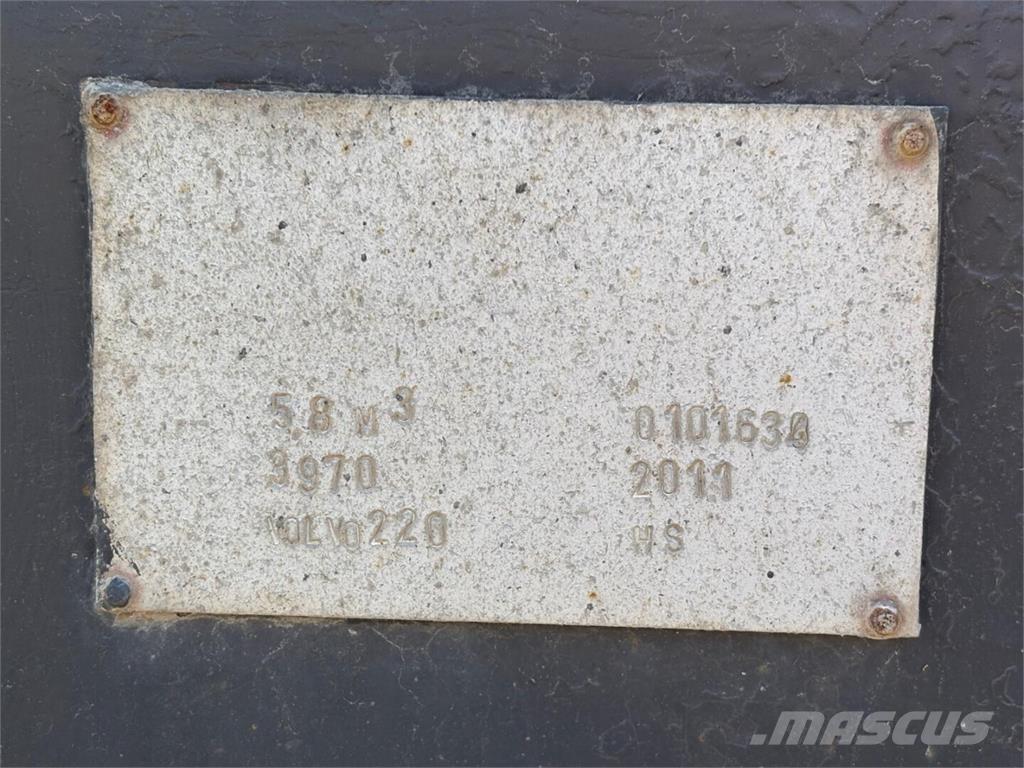 Volvo L 220 F Utovarivači na točkove