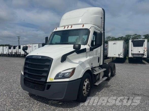 Freightliner CASCADIA 116 Tegljači