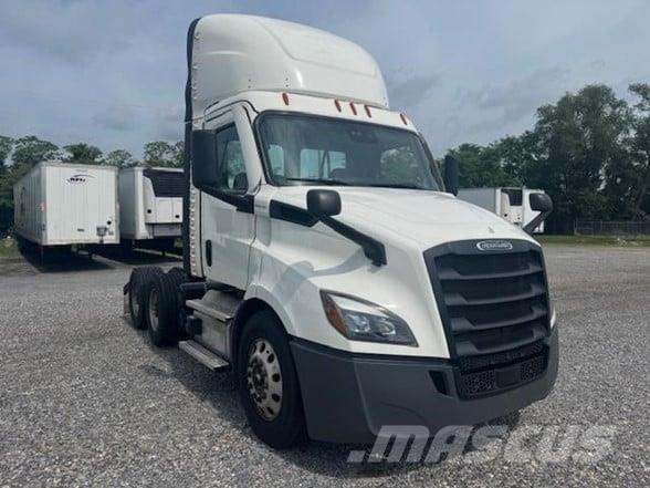 Freightliner CASCADIA 116 Tegljači