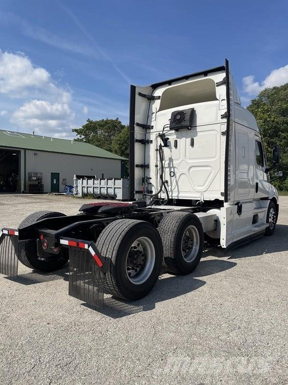 Freightliner CASCADIA 116 Tegljači