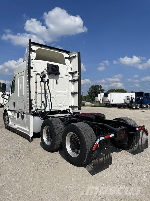 Freightliner CASCADIA 116 Tegljači