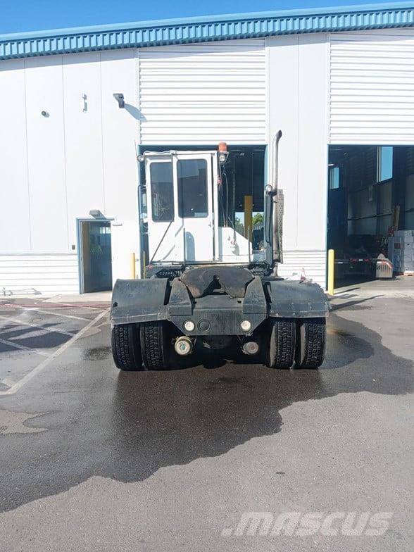 Kalmar OTTAWA 4X2 OFF-ROAD Terminalni tegljači