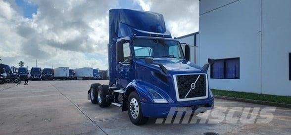Volvo VNR64T300 Tegljači