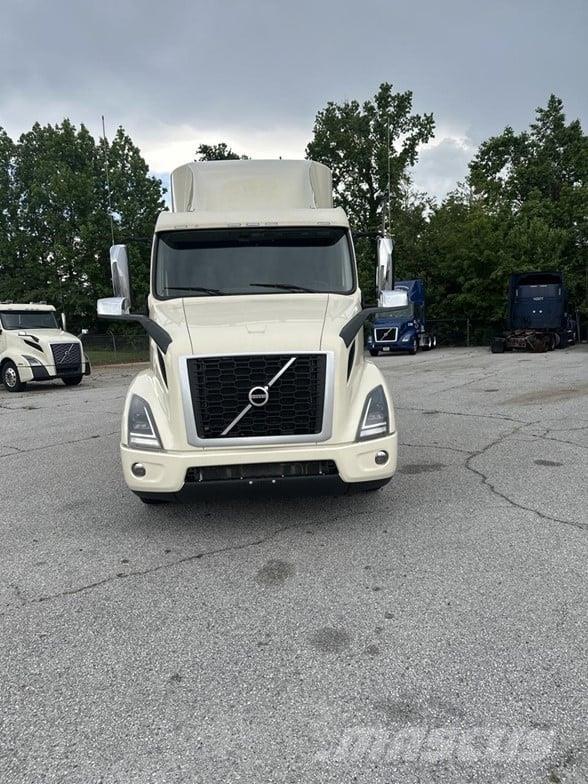 Volvo VNR64T640 Tegljači