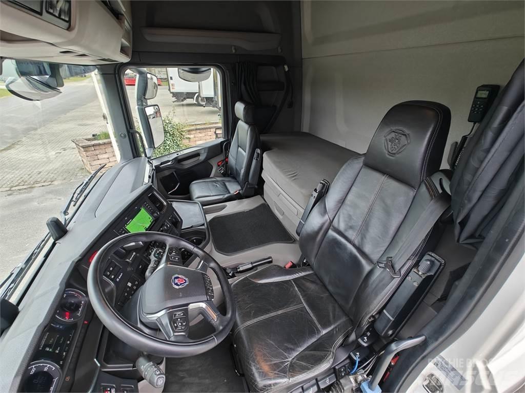 Scania G500 Rol kiper kamioni sa kukom za podizanje tereta