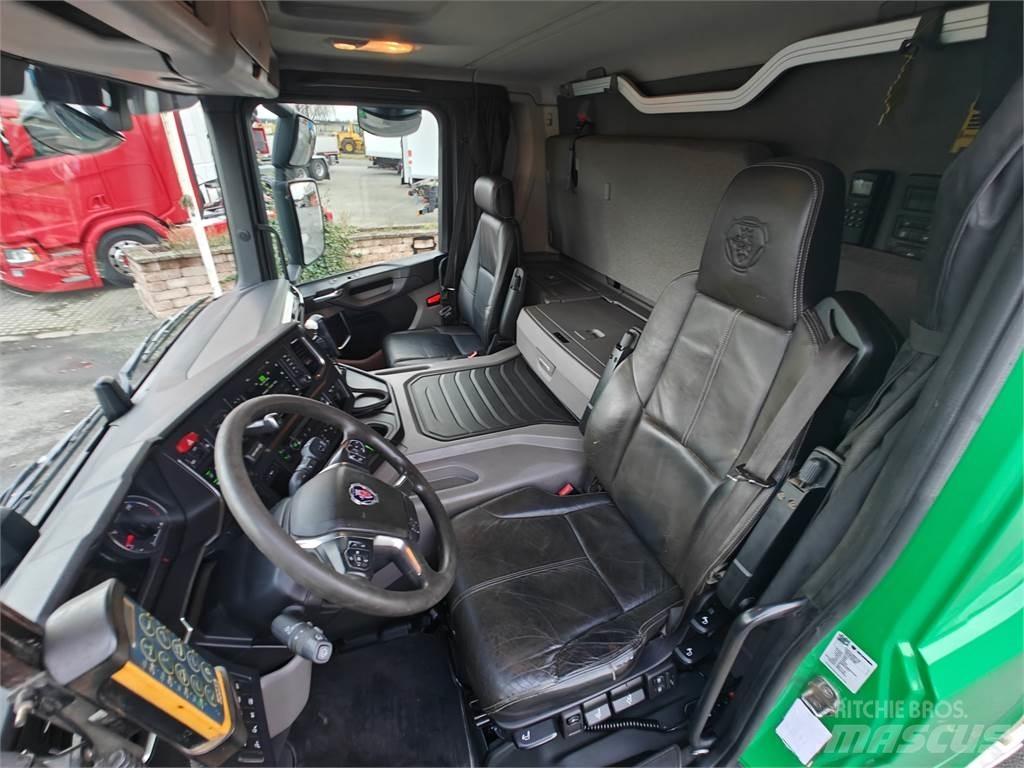 Scania P370 Komunalni kamioni