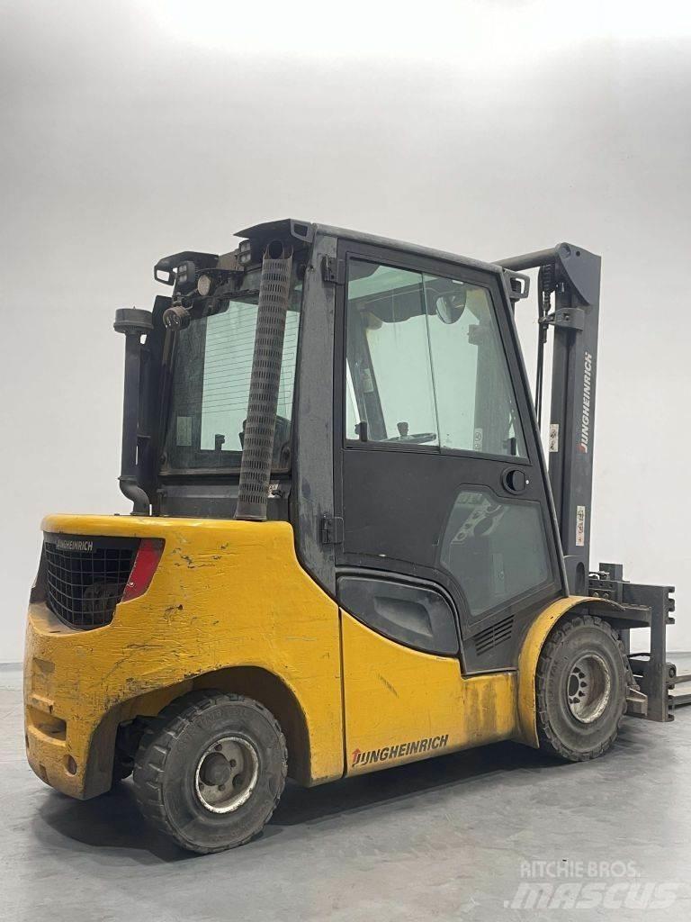Jungheinrich DFG430S Dizelski viljuškari